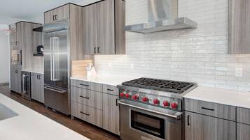 Maison, Plusieurs lits (Keystone Sanctuary 4 Bed 5 Bath HTTH) | Cuisine privée