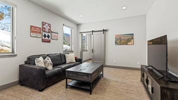 Huis, Meerdere bedden (Keystone Sanctuary 4 Bed 5 Bath HTTH) | Woonruimte