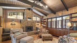Interior - Creekside Retreat | Fireplace + Gameroom (Rapid City)