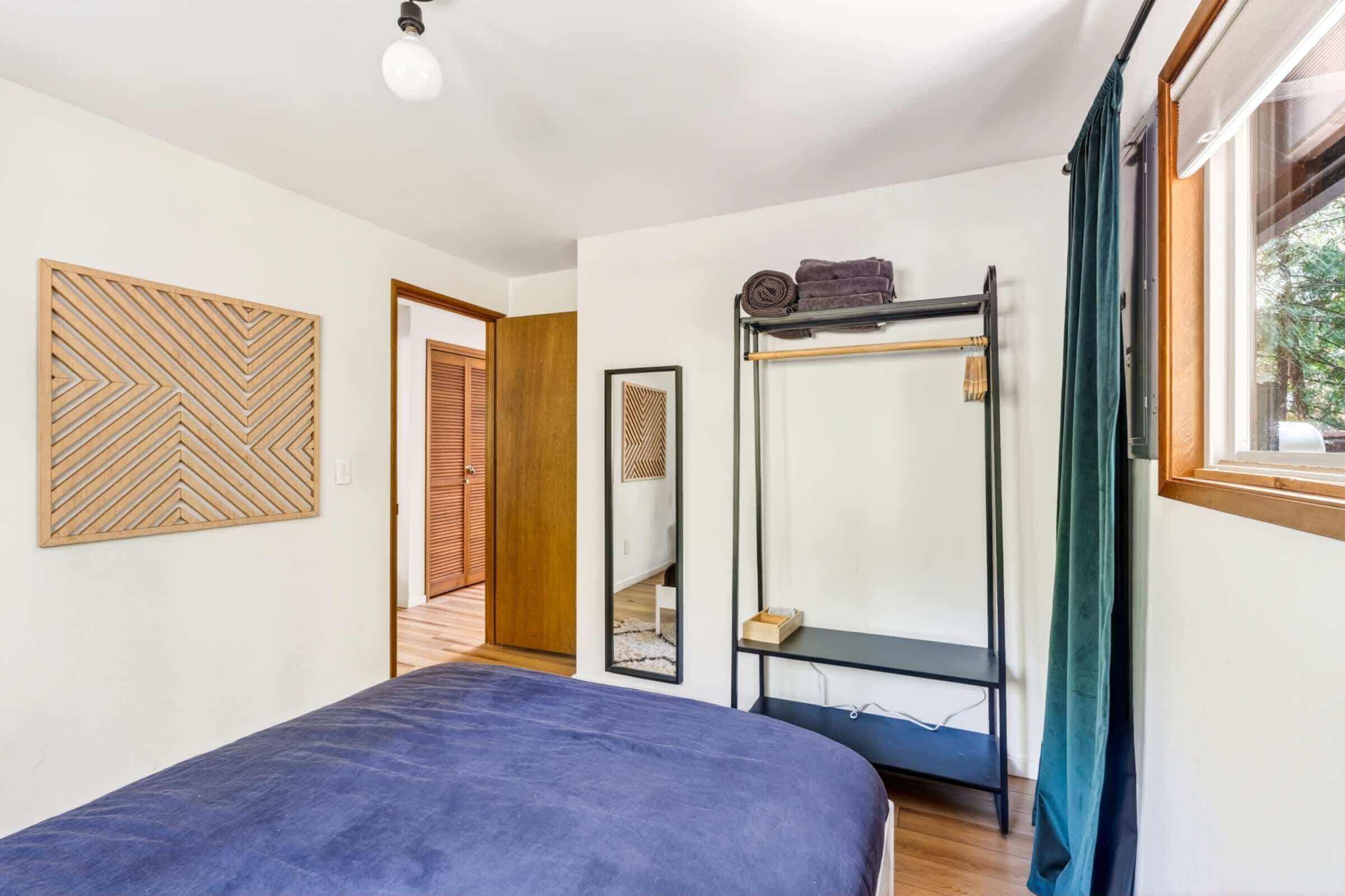 3 bedrooms, iron/ironing board, travel crib, WiFi