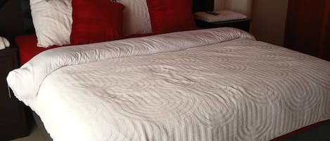 Room, 5 Bedrooms