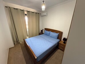 Iron/ironing board, WiFi, bed sheets - Nour 5 Modern Apartment with Pool & Parking Near Train Station Central Marrakech (Marrakesh)