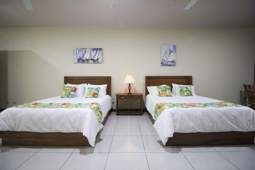 Aparta hotel puerta del cielo 