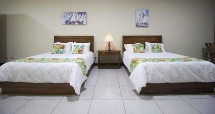 Aparta hotel puerta del cielo
