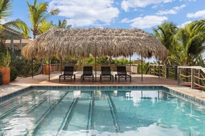 Pool - Caribbean Club 111 Parrots Perch on a small-scale resort with beautiful views (Kralendijk)