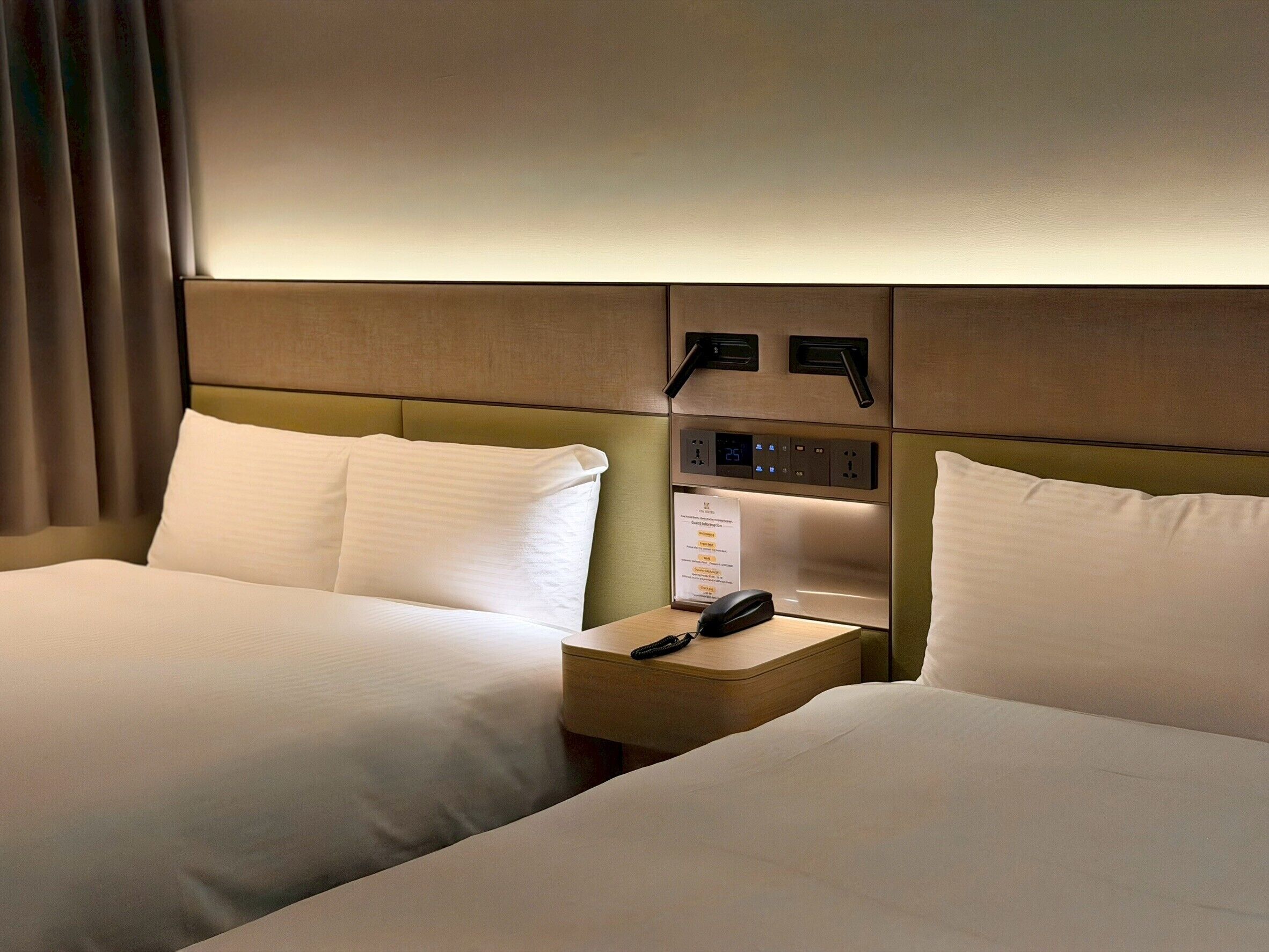 Kamar Twin Standar, tanpa jendela | Minibar gratis, tirai kedap cahaya, dan kedap suara
