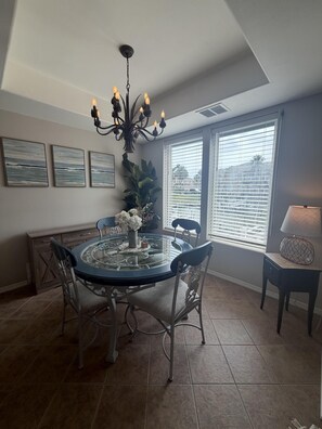 Dining - Beachy Vibes Retreat -7HP (Laguna Vista)