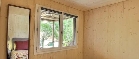Bügeleisen/Bügelbrett, kostenloses WLAN, Bettwäsche