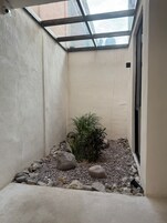 Habitación Confort, vistas al patio | Terraza o patio
