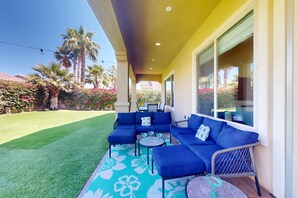 Terrace/patio - 1-story home near golf with pickleball & private outdoor pool/spa - 55+ to rent (Indio)