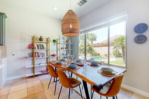 Dining - 1-story home near golf with pickleball & private outdoor pool/spa - 55+ to rent (Indio)