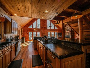 Fridge, microwave, oven, stovetop - Escape to Summit View Lodge in Mountaintop, a spacious pet-friendly retreat for 14! (McHenry)