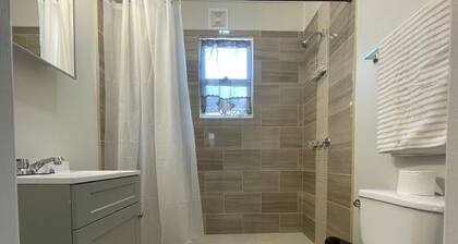 Fantastic 2-bedroom house with AC in charming Duckrun 2