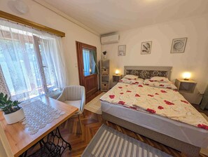 WiFi - Holiday home with a view of Lake Balaton (Tihany)