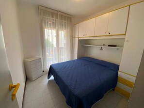 2 bedrooms - Holiday apartment with pool and air conditioning (Rosolina Mare)