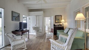 Talo (4 Bedrooms) | Sisätilat