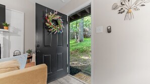 Interior - Creekside Chalet near Helen (Cleveland)
