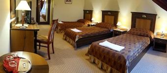 Old Miskolcz Hotel & Restaurant