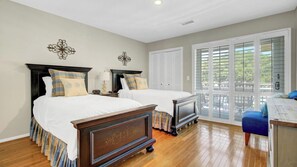 House (2 Bedrooms) | Interior - 24 Fairway Dunes by Avantstay Golf Course View + Swimming Complex (Isle of Palms)