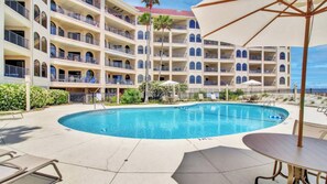 Apartment (2 Bedrooms) | Interior - 117 Seascape by Avantstay Oceanfront Breathtaking Views Communal Swimming Pool (Isle of Palms)