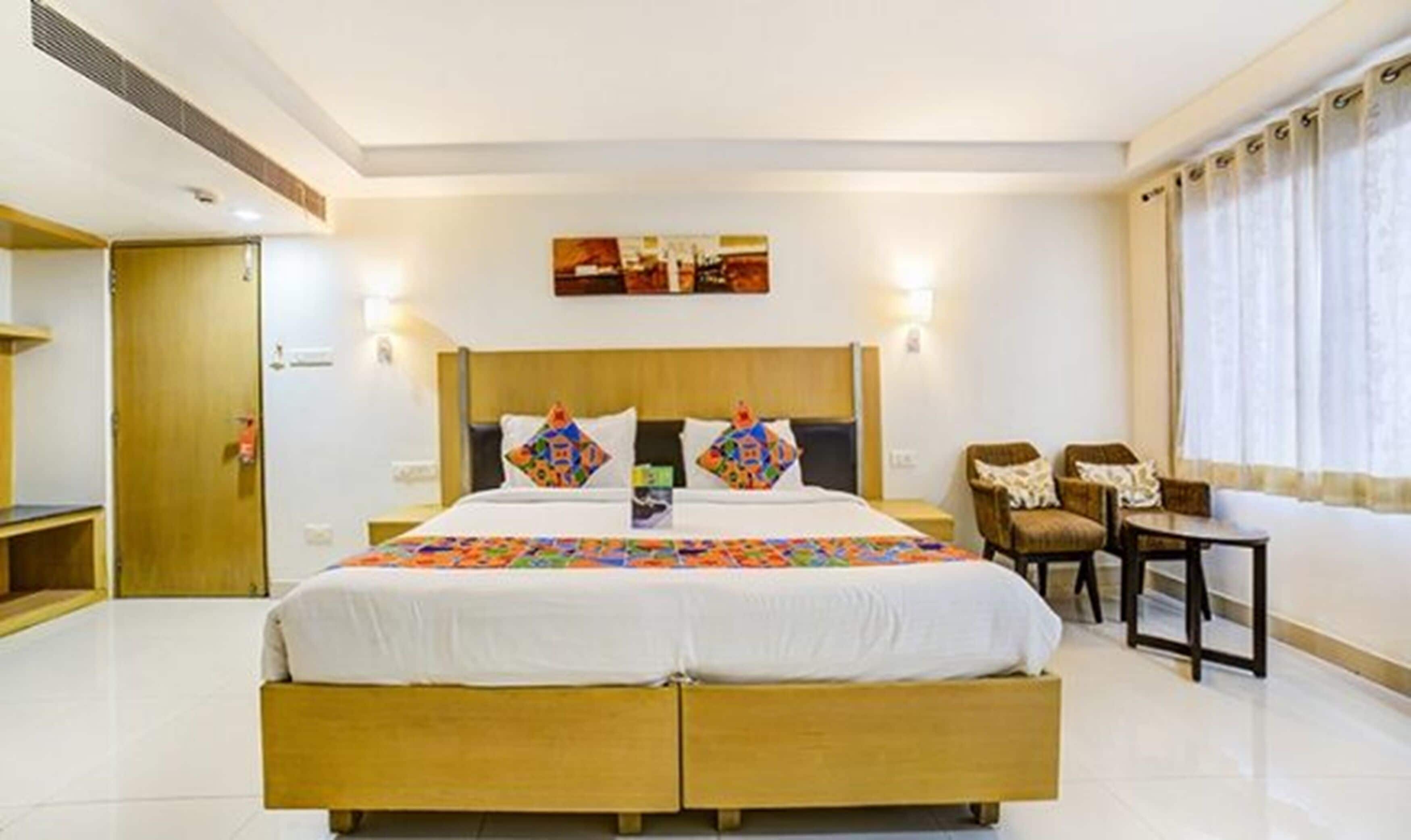 Deluxe Room | Free WiFi, bed sheets