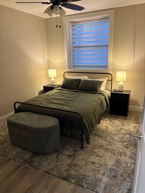 3 bedrooms, WiFi, bed sheets, wheelchair access