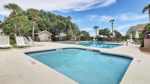 Apartment (2 Bedrooms) | Interior - 7A Mariners Walk by Avantstay Walk to Beach + Pool (Isle of Palms)