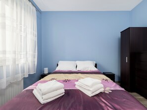 Ferros/tábuas de passar roupa, Wi-Fi, roupa de cama