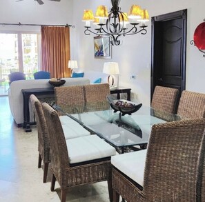 Dining -  La Estancia Beach Resort and Spa Nuevo Vallarta (Nuevo Nayarit)