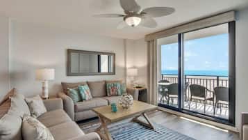Apartment (3 Bedrooms) | Front of property