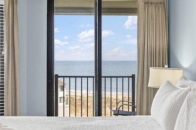 New Listing! Summer House 505 - Penthouse View!