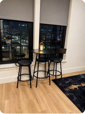 Interior - Velvet Nights Dallas/ 90s Vibe Luxury Apartment in Deep Ellum! WORLD CUP READY (Dallas)