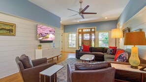 House (5 Bedrooms) | Interior - 88 Grand Pavilion Avantstay Near Beach + Pools (Isle of Palms)