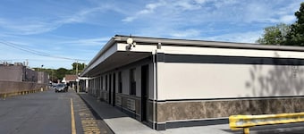 Midway Motel