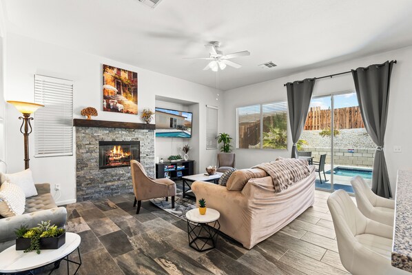 Smart TV - Desert Fun Retreat with Mini Golf Pool & Hot Tub
New Listing Enjoy special price (Desert Hot Springs)