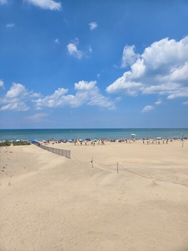 Scoots Beach Shack Beachfront Condo 5BR