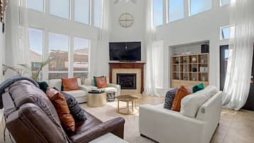 Smart TV, fireplace, stereo, offices