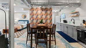 Dining - SMV Modern Luna Duplex in Murry Hill (Jacksonville)
