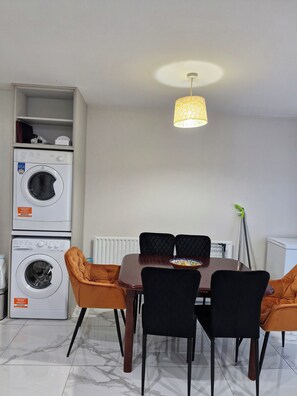 Dining - House Sleeps 9 with Parking (Co mayo)