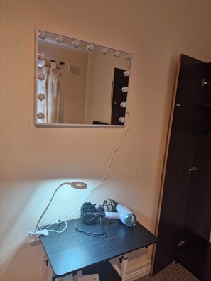 Interior - Townhouse in Belmullet, Mullet Peninsula, Sleeps 8 (Co mayo)