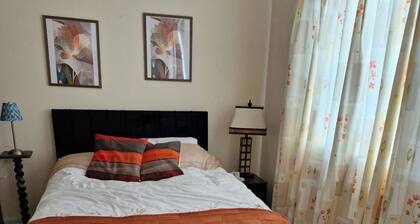 Townhouse Sleeps 8 - Garden, Wifi, Free Parking