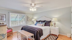 House (3 Bedrooms) | Interior - 35 Beach Club Villa by Avantstay Oceanfront + Views (Isle of Palms)