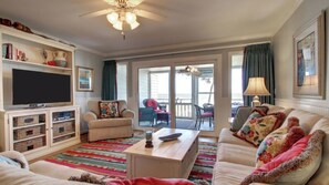 House (3 Bedrooms) | Interior - 35 Beach Club Villa by Avantstay Oceanfront + Views (Isle of Palms)