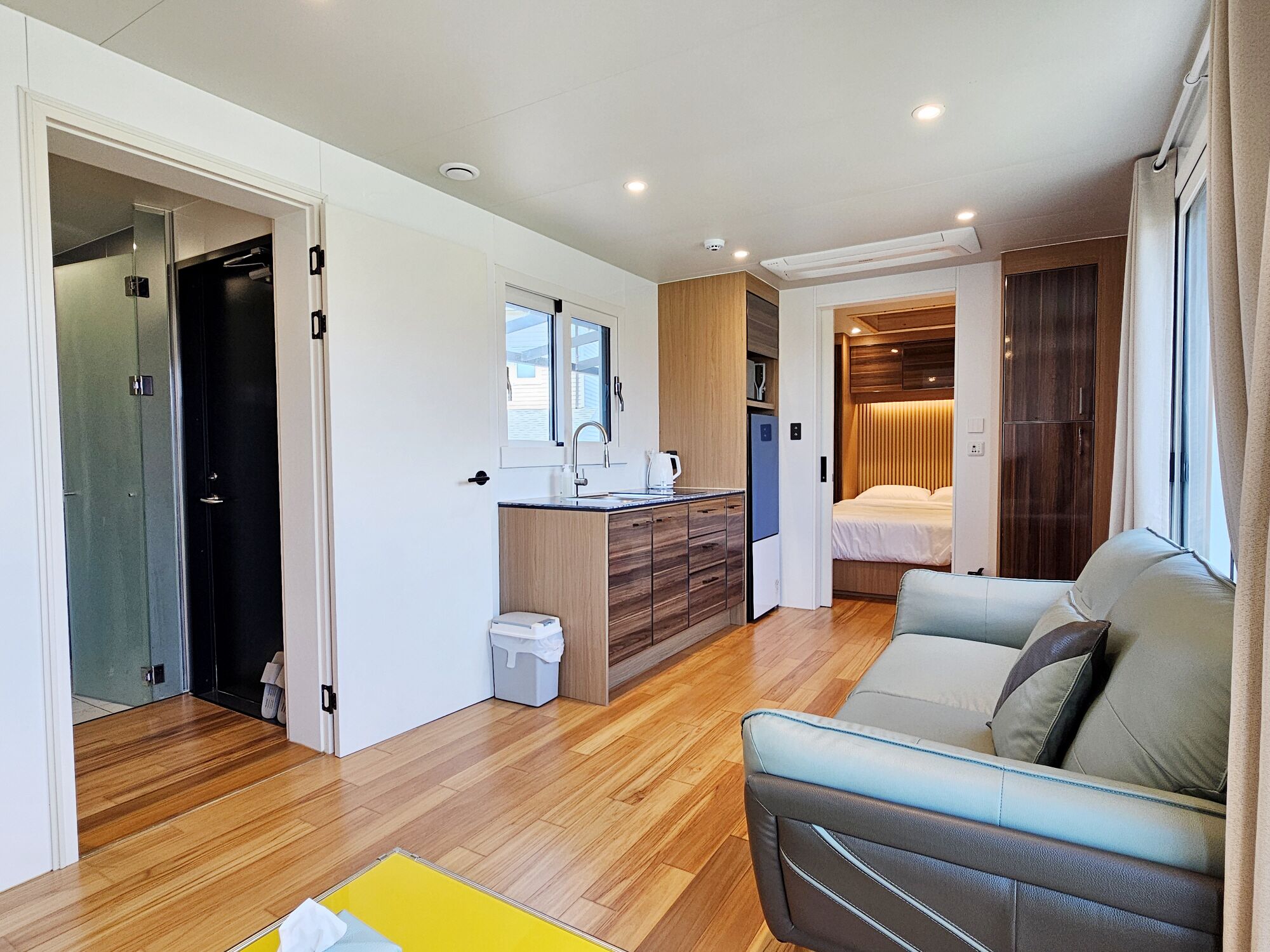 12-pyeong couple room with terrace | Wi-Fi de cortesia