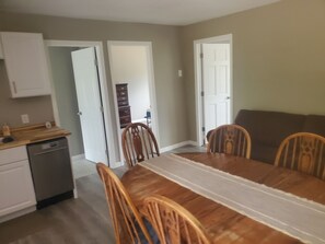 Interior - Simple 3-bedroom Upper Unit in Divide for a relaxing mountain getaway (Divide)