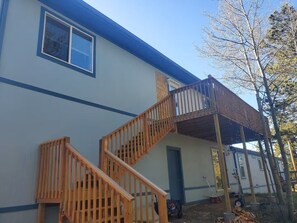 Exterior - Simple 3-bedroom Upper Unit in Divide for a relaxing mountain getaway (Divide)