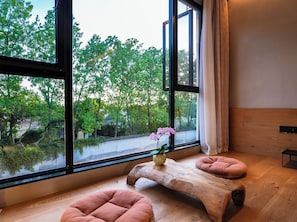 Senior Double Room | Living area