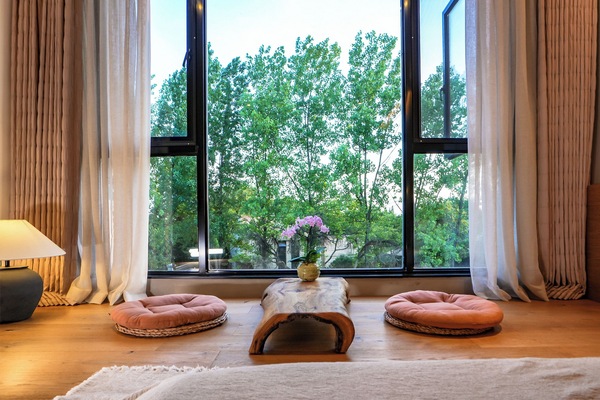 Senior Double Room | Living area