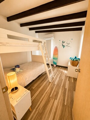WiFi, bed sheets - Self check-in with lockbox, beach view
Park for free, This villa is for family. (Cabo Rojo)