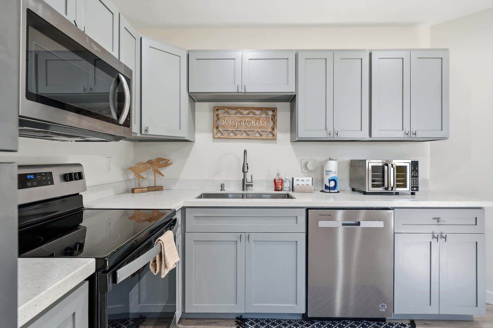 Refrigerador, microondas, horno, placa de cocina